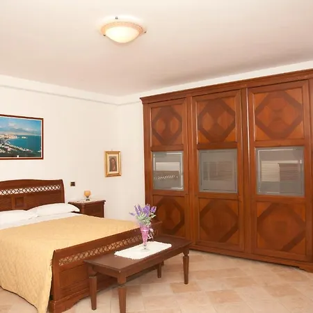 Hotel Il Pettirosso *