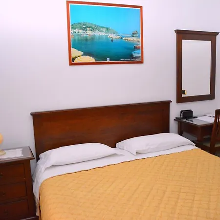 Hotel Il Pettirosso *