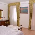 Il Pettirosso Hotel