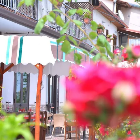 Farm stay Il Pettirosso *
